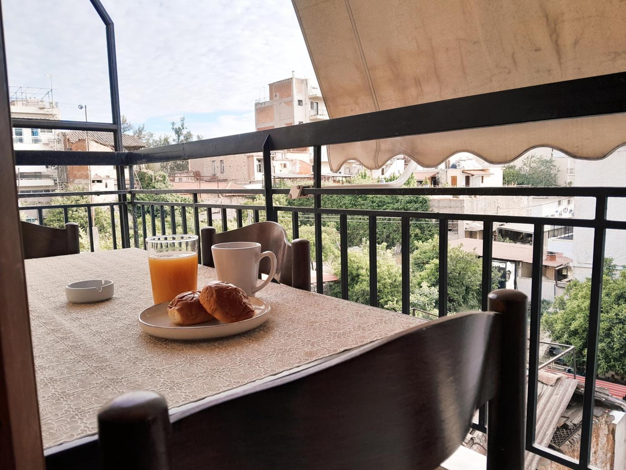 Spartan Townhouse Apt 3 Leonidas Екстериор снимка